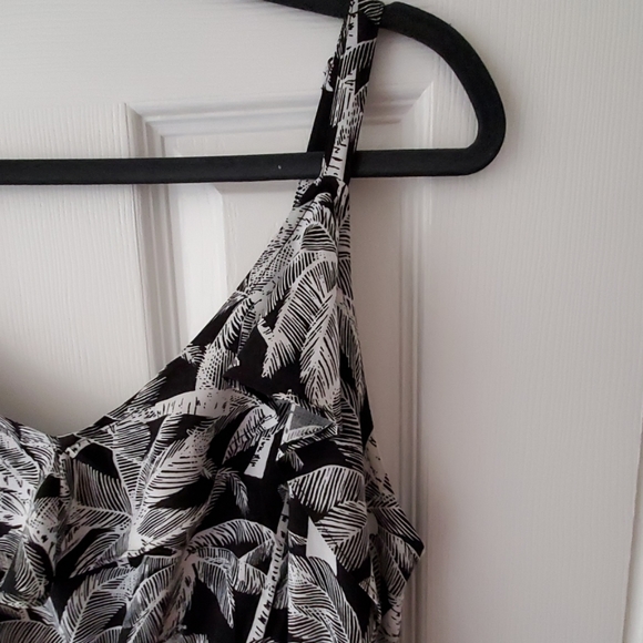 Torrid Summer Dress - Picture 3 of 6